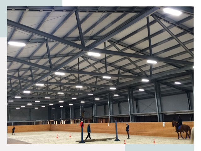 Строительство конных манежей от 638 руб в Краснотурьинск